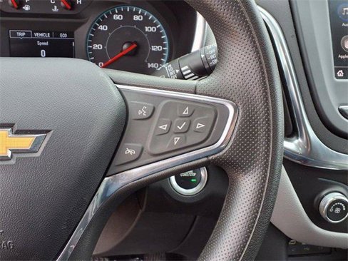 Used 2021 Chevrolet Equinox LS w/ LS Convenience Package image 18