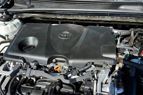 Used 2020 Toyota Camry SE image 30