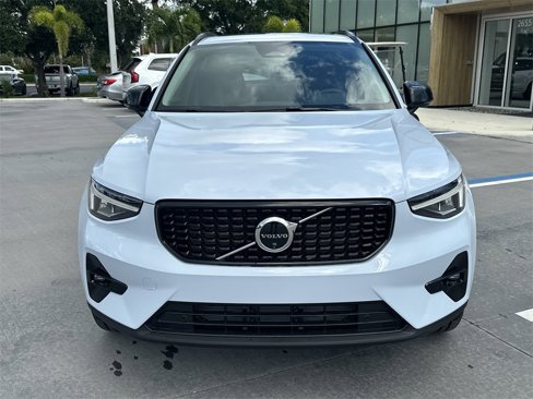 New 2026 Volvo XC40 B4 Plus w/ Protection Package Premier image 3