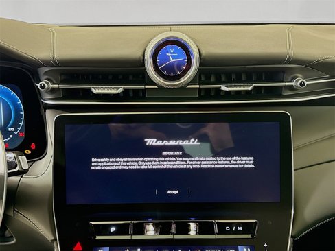 New 2025 Maserati Grecale Modena image 14