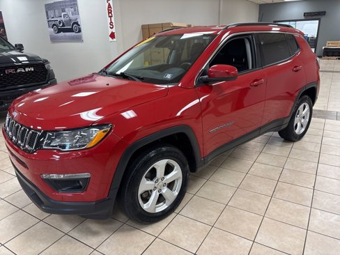 Used 2019 Jeep Compass Latitude w/ Cold Weather Group image 3