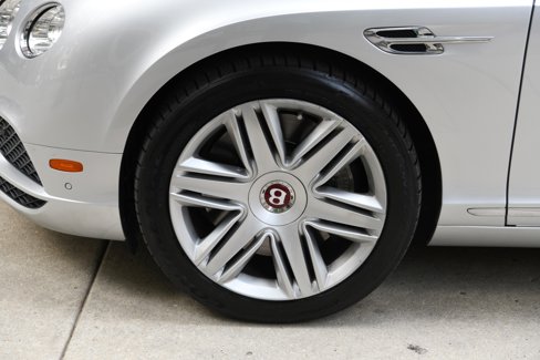 Used 2017 Bentley Continental GT image 21