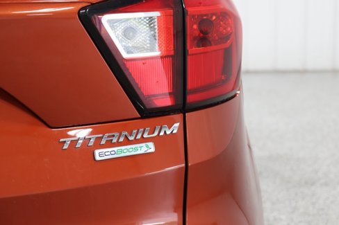 Used 2019 Ford Escape Titanium image 32