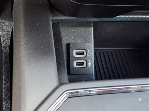 Used 2019 Ford F150 XLT w/ Equipment Group 302A Luxury image 11
