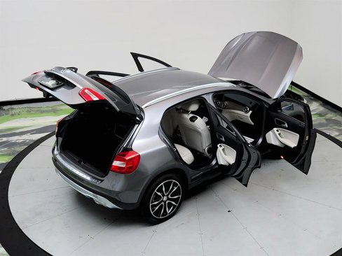 Used 2016 Mercedes-Benz GLA 250 image 38