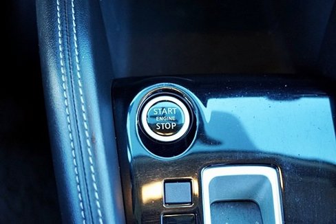 Used 2019 Nissan Kicks SR image 29
