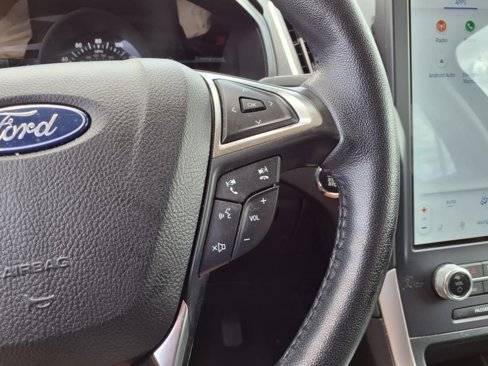 Used 2022 Ford Edge SEL image 20