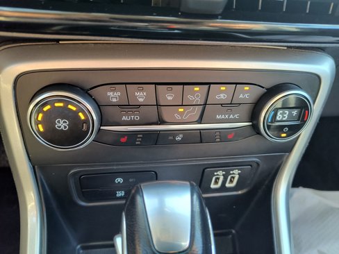 Used 2019 Ford EcoSport Titanium image 22