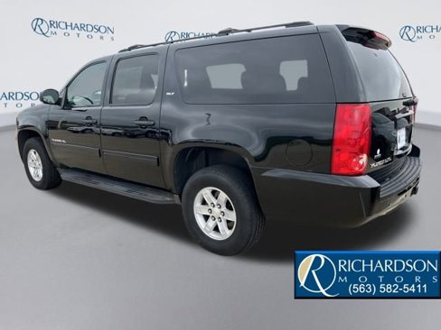 Used 2014 GMC Yukon XL SLT image 3