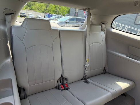 Used 2017 Buick Enclave Leather image 29