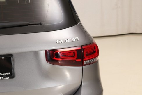 Used 2021 Mercedes-Benz GLB 35 AMG 4MATIC image 22