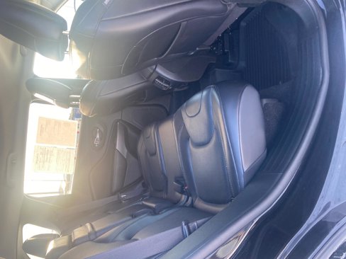 Used 2019 Jeep Cherokee Limited w/ Luxury Group image 16