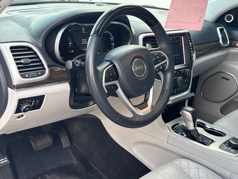 Used 2018 Jeep Grand Cherokee Summit image 18