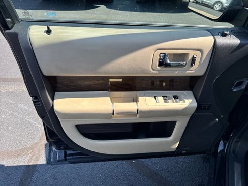 Used 2016 Ford Flex Limited image 11