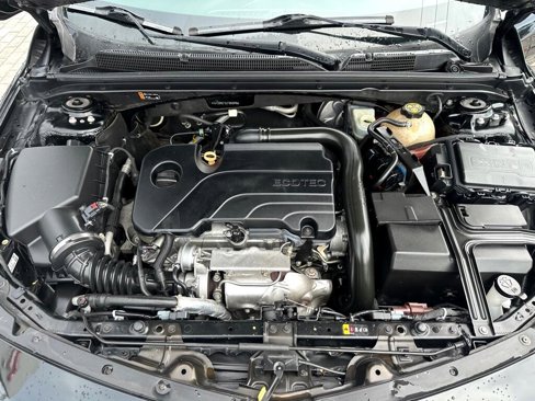 Used 2020 Chevrolet Malibu LT image 23