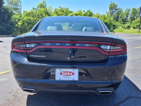 Used 2022 Dodge Charger SXT w/ Leather Interior Group image 23