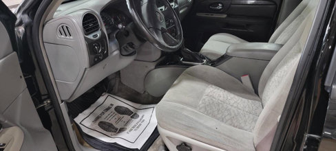 Used 2005 GMC Envoy SLE image 11