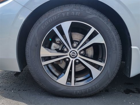 Used 2023 Nissan Sentra SV w/ All-Weather Package image 10