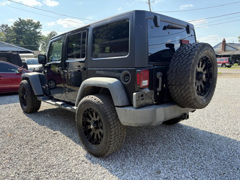 Used 2008 Jeep Wrangler Unlimited Rubicon w/ PWR Convenience Group image 9