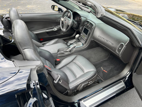 Used 2008 Chevrolet Corvette Convertible w/ Preferred Equipment Group image 24