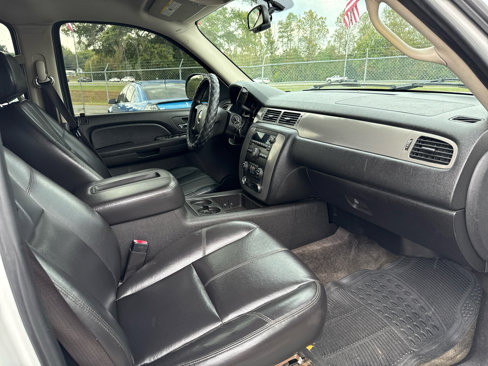 Used 2008 Chevrolet Suburban 2500 w/ Skid Plate Package image 24