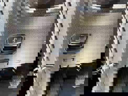 Certified 2024 Jeep Grand Cherokee Altitude image 27