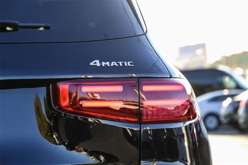 Used 2024 Mercedes-Benz GLB 250 4MATIC image 10