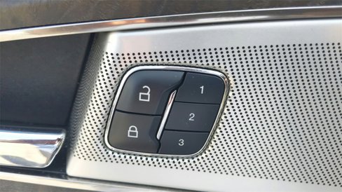 Used 2016 Lincoln MKX Reserve w/ Luxury Package image 17