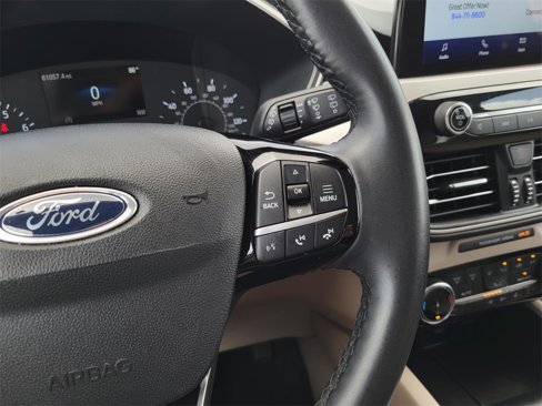 Used 2022 Ford Escape SEL image 13