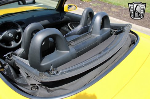 Used 2001 Honda S2000 image 13