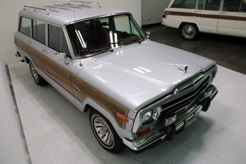 Used 1986 Jeep Grand Wagoneer image 48