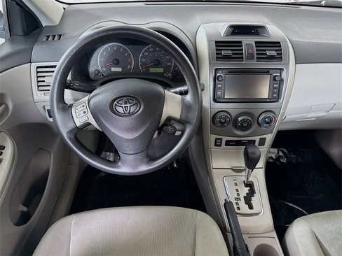 Used 2013 Toyota Corolla S image 3