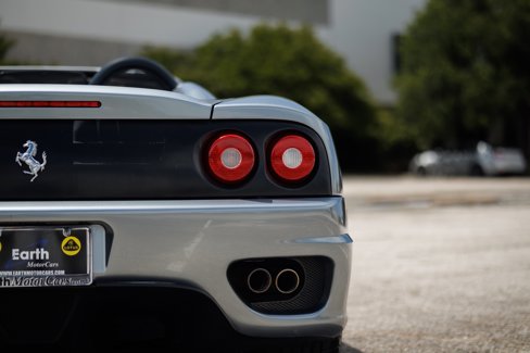 Used 2004 Ferrari 360 Spider image 32