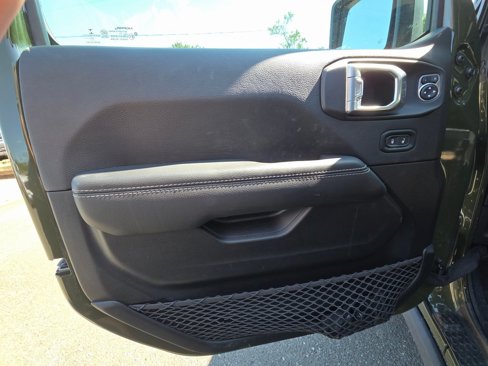 Used 2021 Jeep Gladiator Rubicon image 5