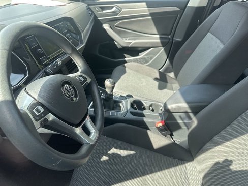 Used 2019 Volkswagen Jetta S image 4