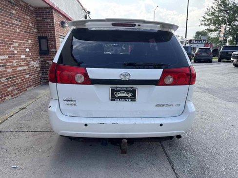 Used 2007 Toyota Sienna CE image 6