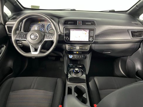 Used 2022 Nissan Leaf SV image 13