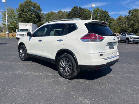 Used 2016 Nissan Rogue SL w/ SL Premium Package image 5