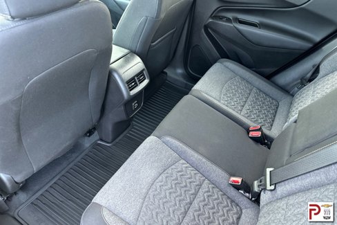 Used 2022 Chevrolet Equinox LT image 13