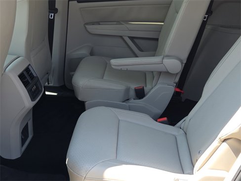 Used 2019 Volkswagen Atlas SE image 14