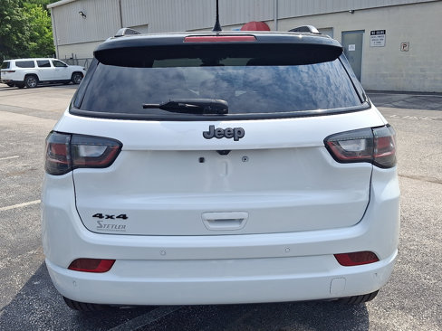 Certified 2023 Jeep Compass High Altitude image 10