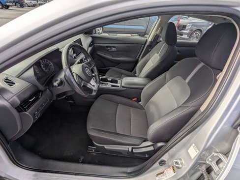 Used 2021 Nissan Sentra SV image 9