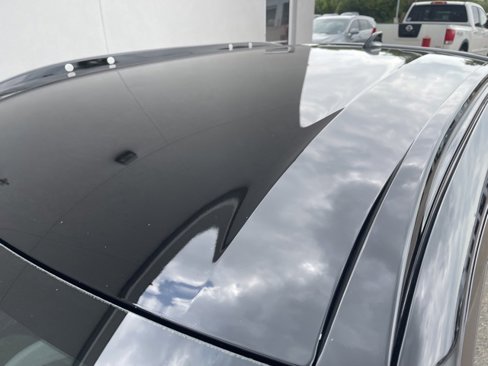 Used 2023 Nissan Kicks SR image 11
