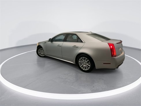 Used 2010 Cadillac CTS Luxury image 2