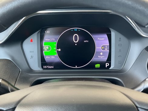 Used 2022 Chevrolet Bolt EUV LT w/ Driver Confidence Package image 28