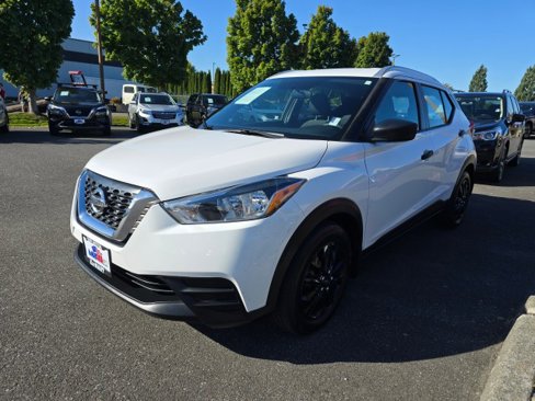 Used 2018 Nissan Kicks S image 8