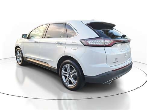 Used 2018 Ford Edge Titanium w/ Equipment Group 301A image 4
