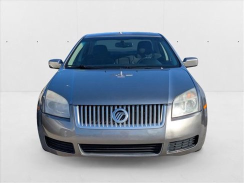 Used 2009 Mercury Milan image 2