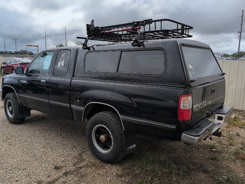 Used 1996 Toyota T100 SR5 image 2