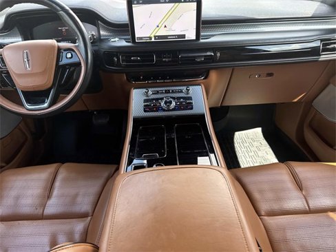 Used 2022 Lincoln Aviator Black Label Grand Touring w/ Class IV Trailer Tow Package image 14